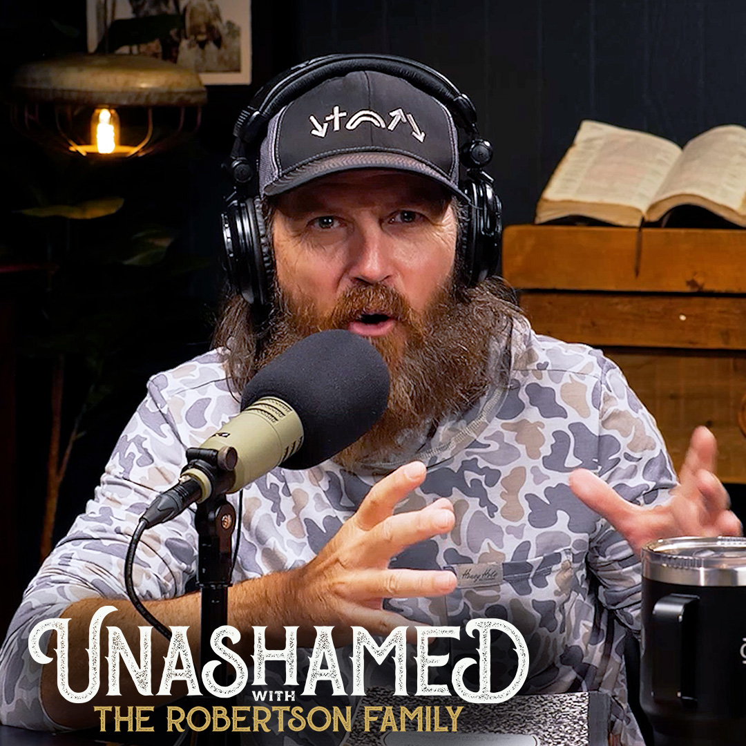 Ep 1190 | Jase Floats the Idea of an ‘Unashamed’ LIVE Tour & Gets Hyped Up With Tom Petty