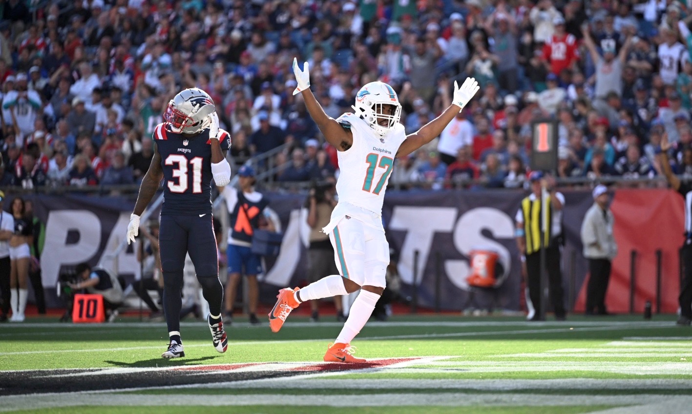 Bedard reacts to Patriots' loss to the Dolphins with The SportsHub 10.06.24