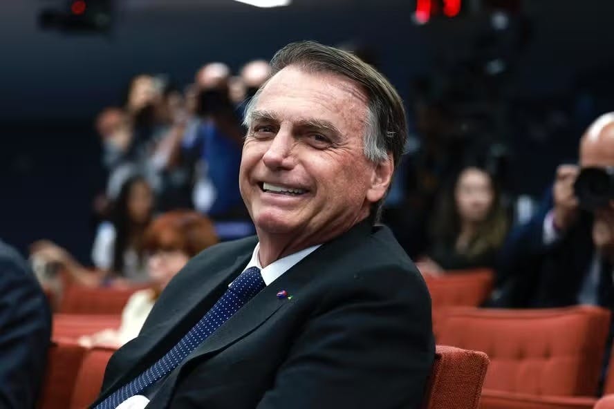 Imprensa do mundo repercute condenação de Bolsonaro: 'Passo transcendental contra impunidade' Imprensa do mundo repercute condenação de Bolsonaro: 'Passo transcendental contra impunidade'