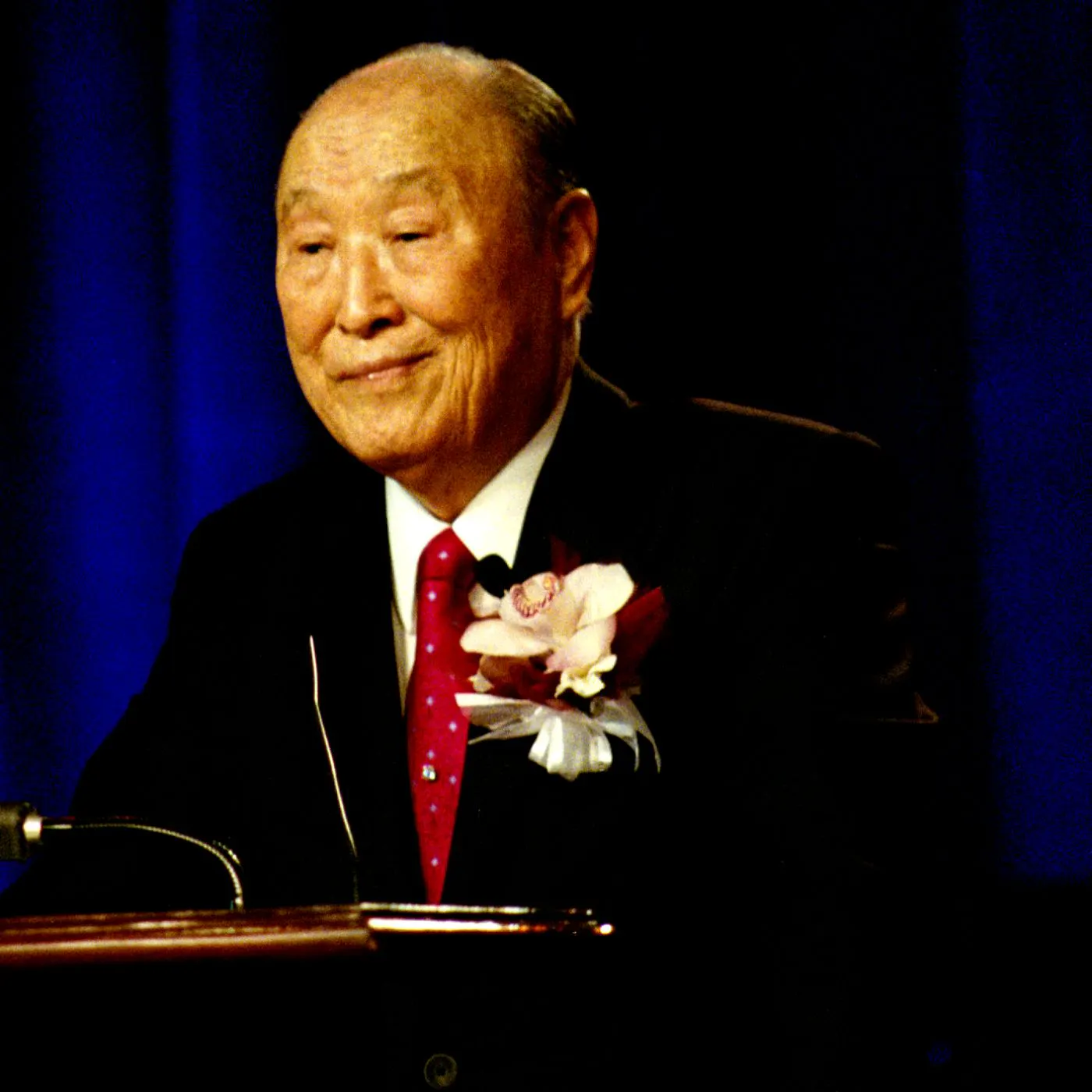 Qu'est-ce que la secte Moon, soutenue par Shinzo Abe ?