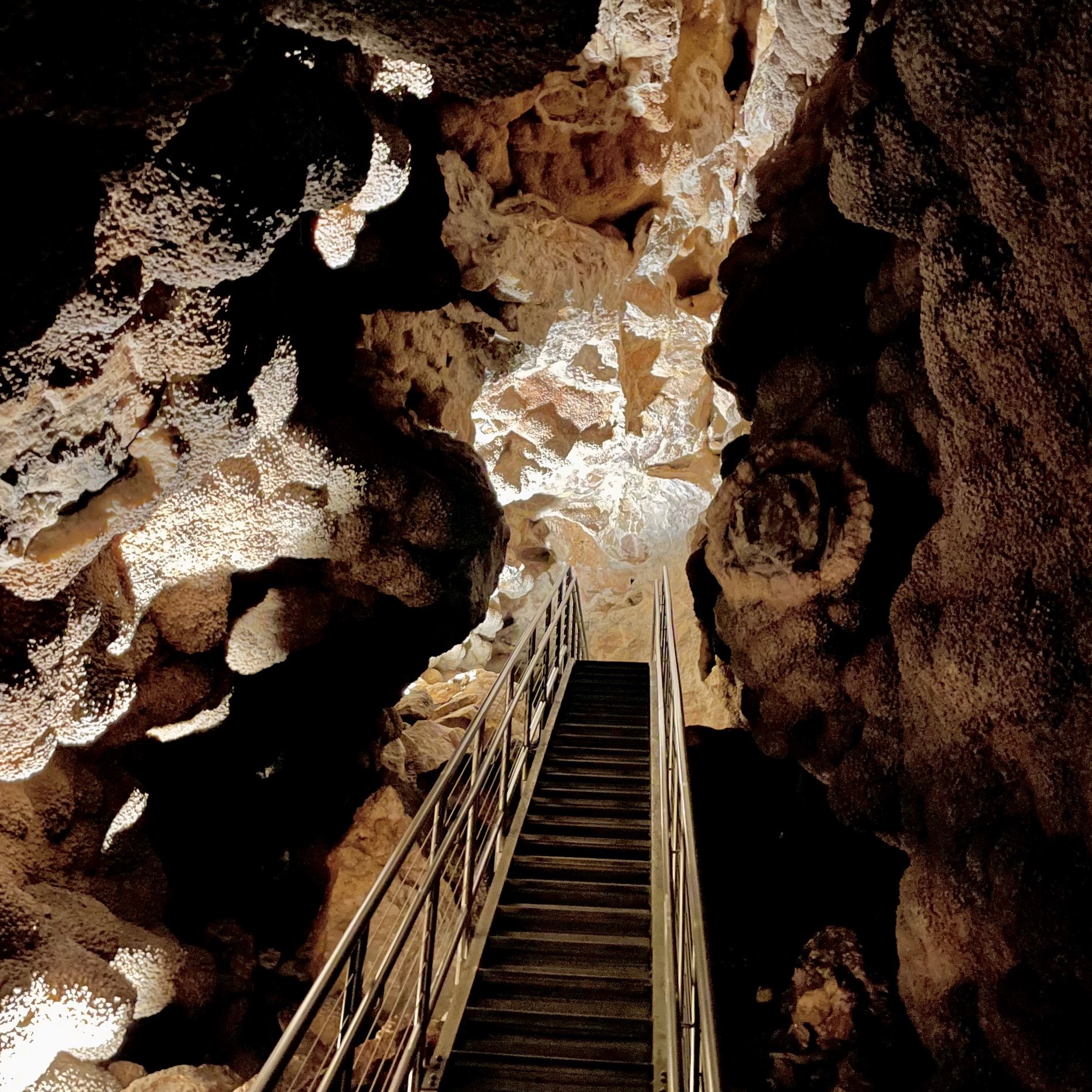 #122: The Underground World of Jewel Cave and Wind Cave