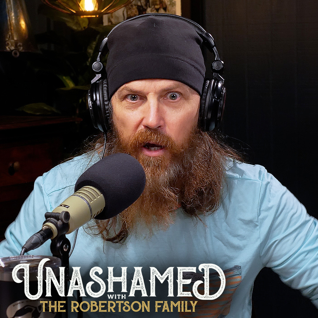 Ep 1050 | Jase & Missy’s Marriage Got off to a Rough Start & the Ungodly Emasculation of Men