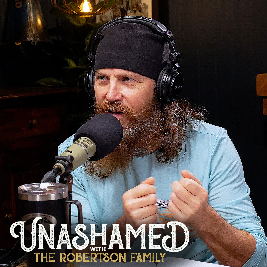 Ep 1051 | Jase Discovers a Plot Twist in the Cheese Debate & Winning Hearts, Not Arguments