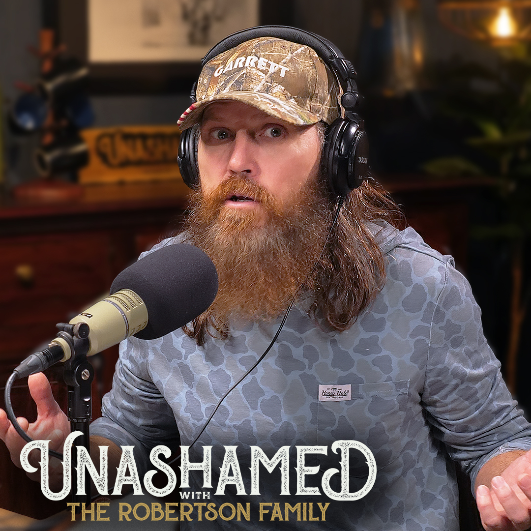 Ep 1060 | Jase's Scheme to Shrink His Whole Family & How Jesus Took Away Lisa's 30 Years of Shame