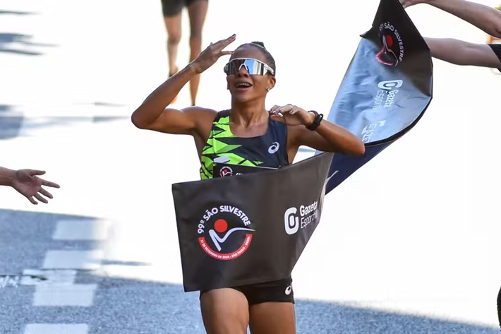 'Quero ser campeã da São Silvestre': Núbia Oliveira fala sobre preparação para 100ª edição