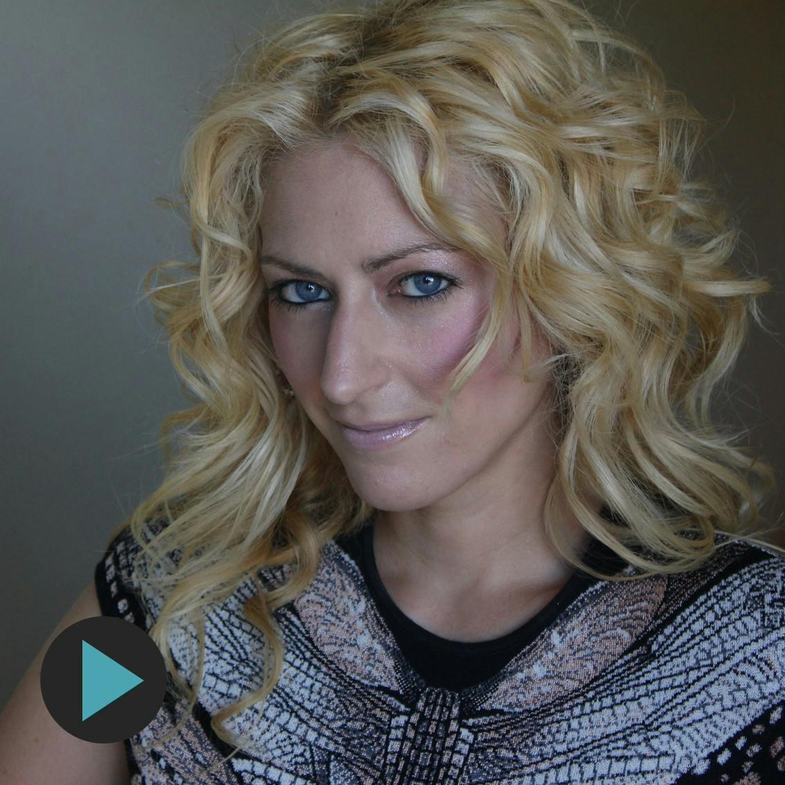 Jane McGonigal - How to See the Future Coming