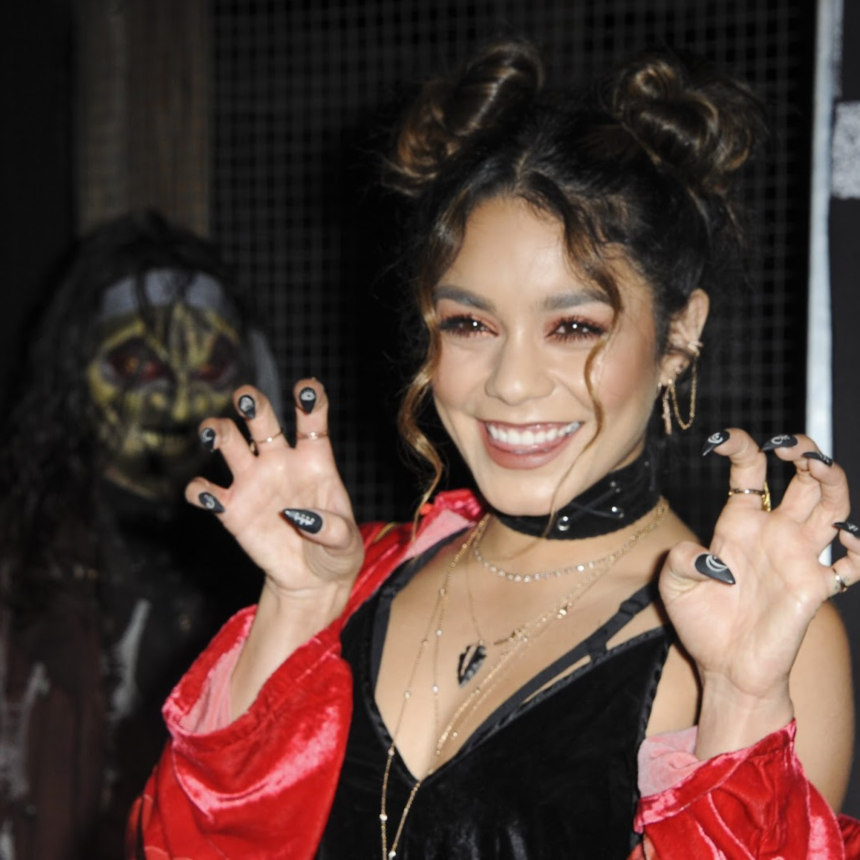 Celebrity Ghost & UFO Stories Edition