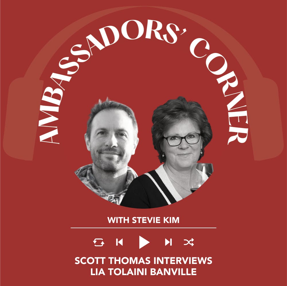 Ep. 1905 Scott Thomas interviews Lia Tolaini Banville | Clubhouse Ambassadors’ Corner