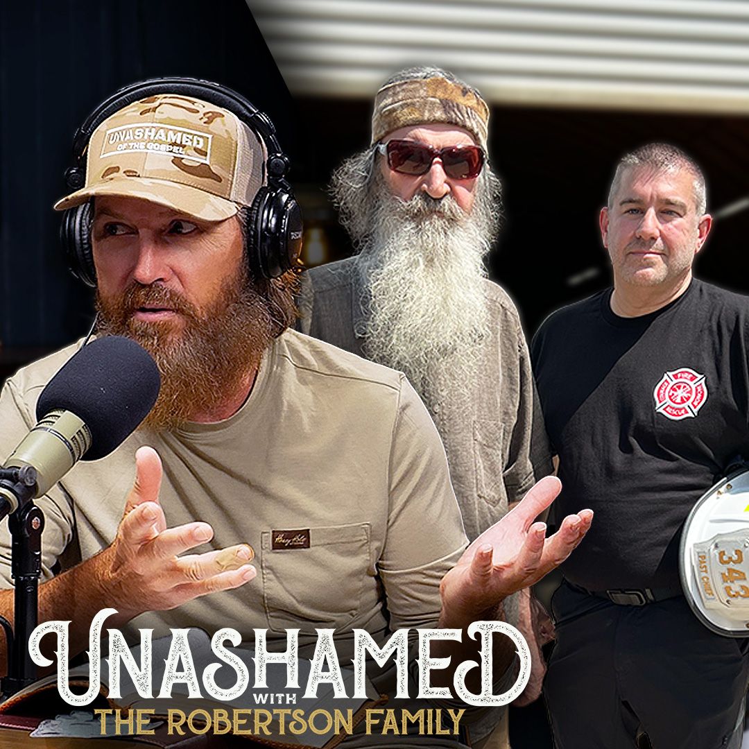 Ep 1441 | Jase & Jersey Joe Get Emotional over a Promise Made at Phil Robertson’s Deathbed