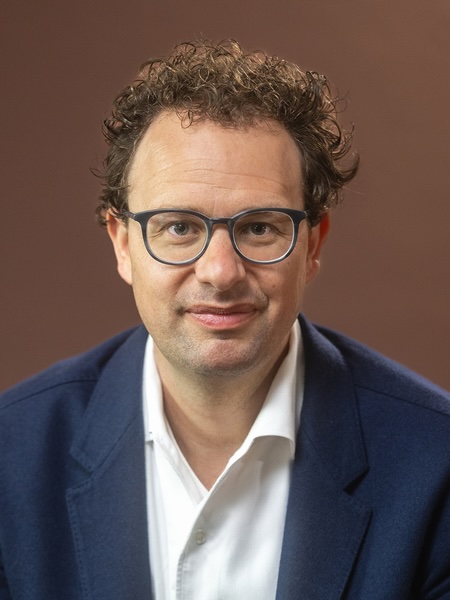 Anthropic's Dario Amodei on AI Competition