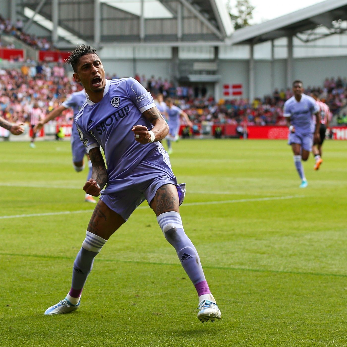 Raphinha To Arsenal, Tielemans Interest Cooled & Jesus' Agents Fly In For Talks | #TheArsenalAgenda episode artwork
