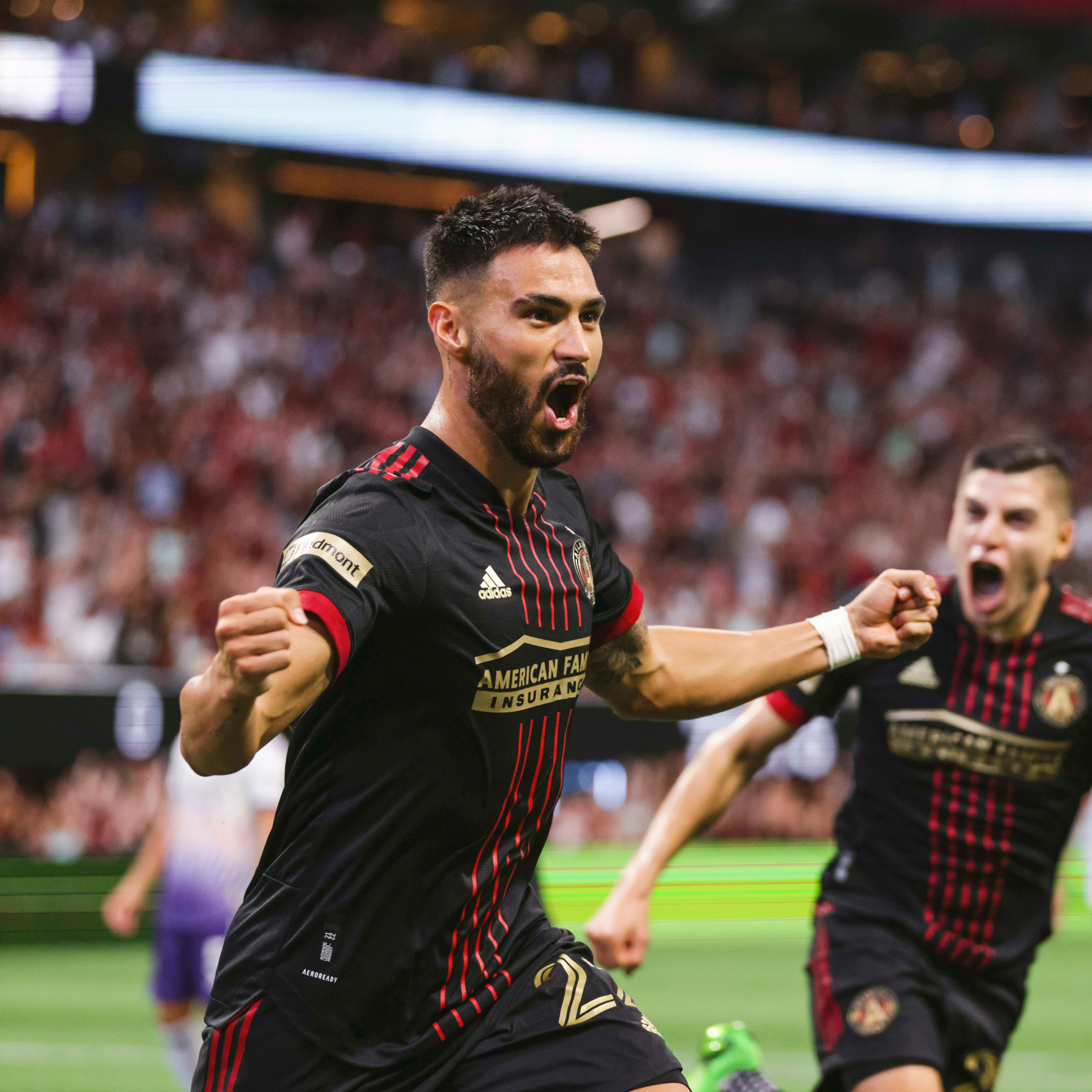 ATLANTA UNITED RESCUE A POINT IN MATCH THAT FEELS LIKE A LOSS! + SHOULD DARREN EALES GET A STATUE? & LA GALAXY MATCH PREVIEW | FIVE STRIPE WEEKLY #236 episode artwork
