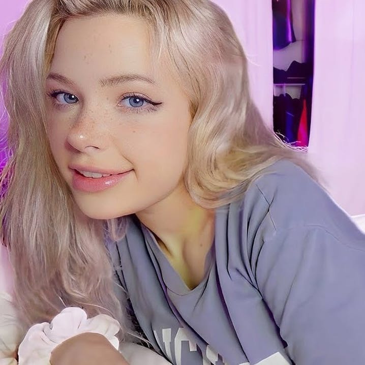 ASMR | Your Cute Crush Comforts You in Bed 🤍 (roleplay) | DOLLBLUSH ASMR ASMR | Your Cute Crush Comforts You in Bed 🤍 (roleplay) | DOLLBLUSH ASMR