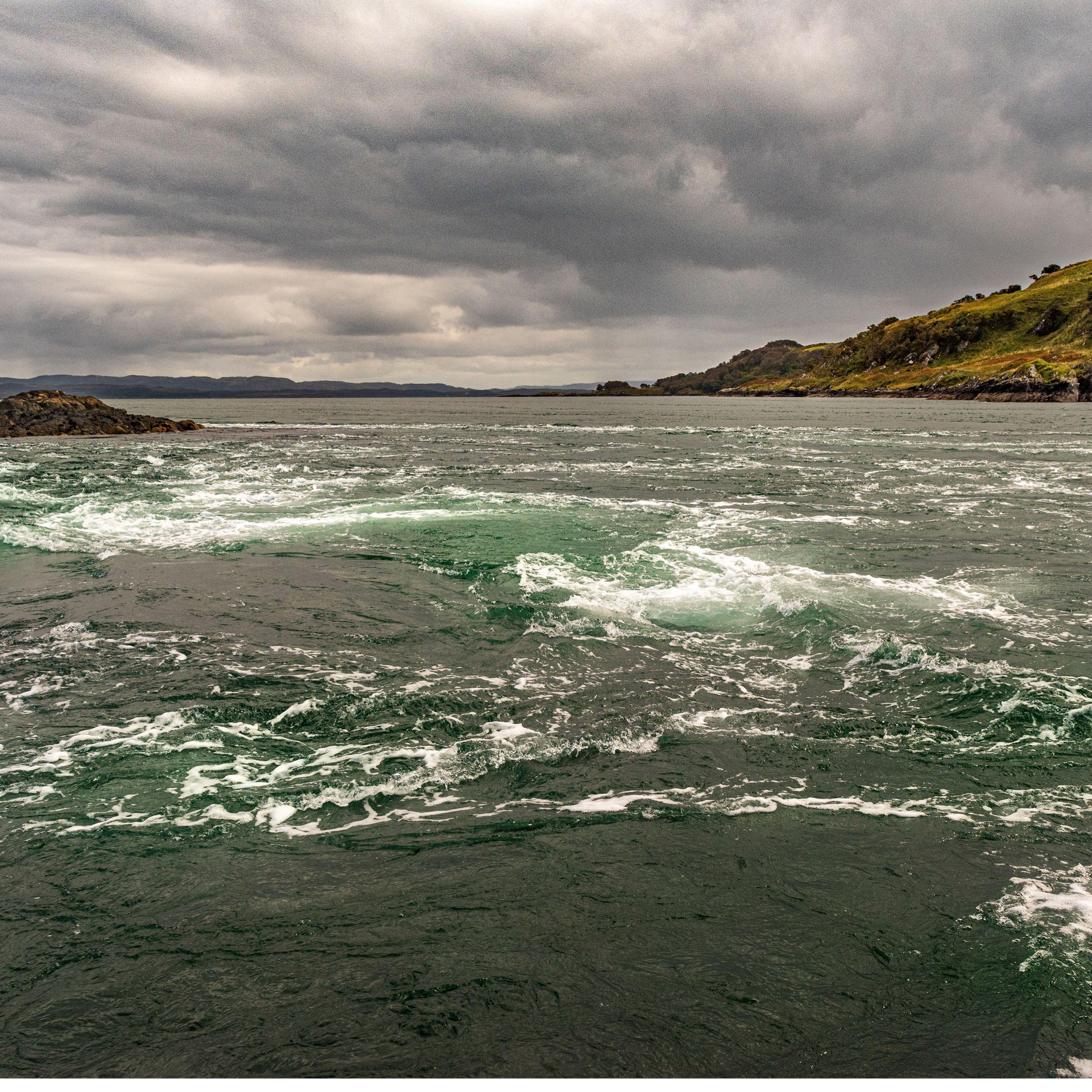 89. Wild waters and whirlpools of the Western Isles with poet and story teller Kenneth Steven