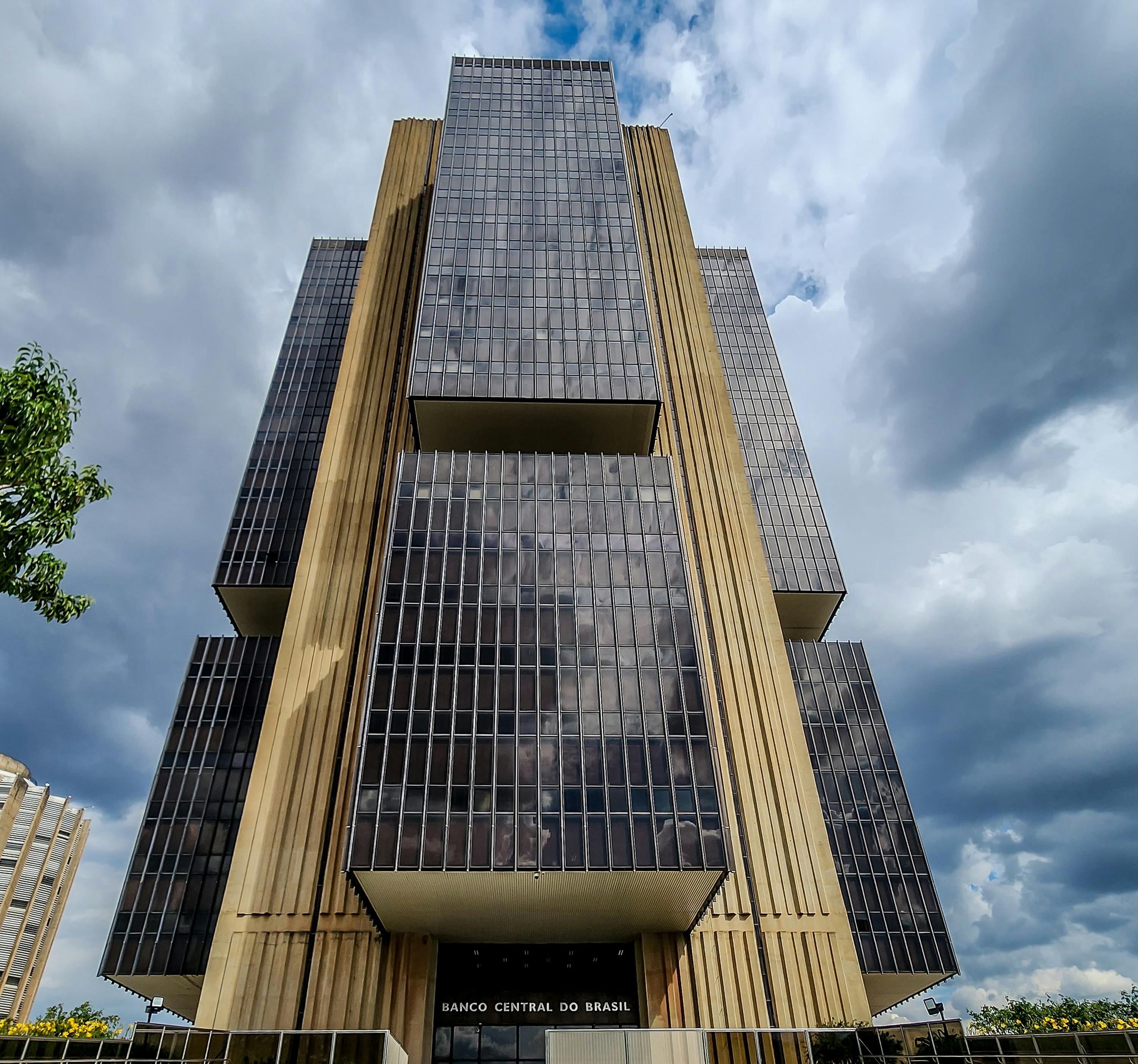 BC deve ter encontrado alguma irregularidade grave nos ativos do Banco Master, diz especialista BC deve ter encontrado alguma irregularidade grave nos ativos do Banco Master, diz especialista