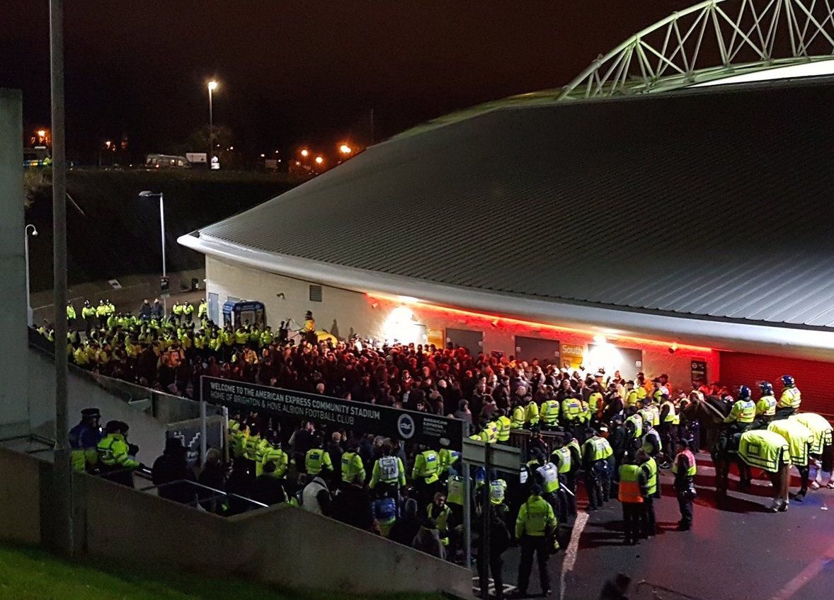 FYP Podcast 233 EXTRA - Smoke bombs and ticket fiasco at Brighton episode artwork