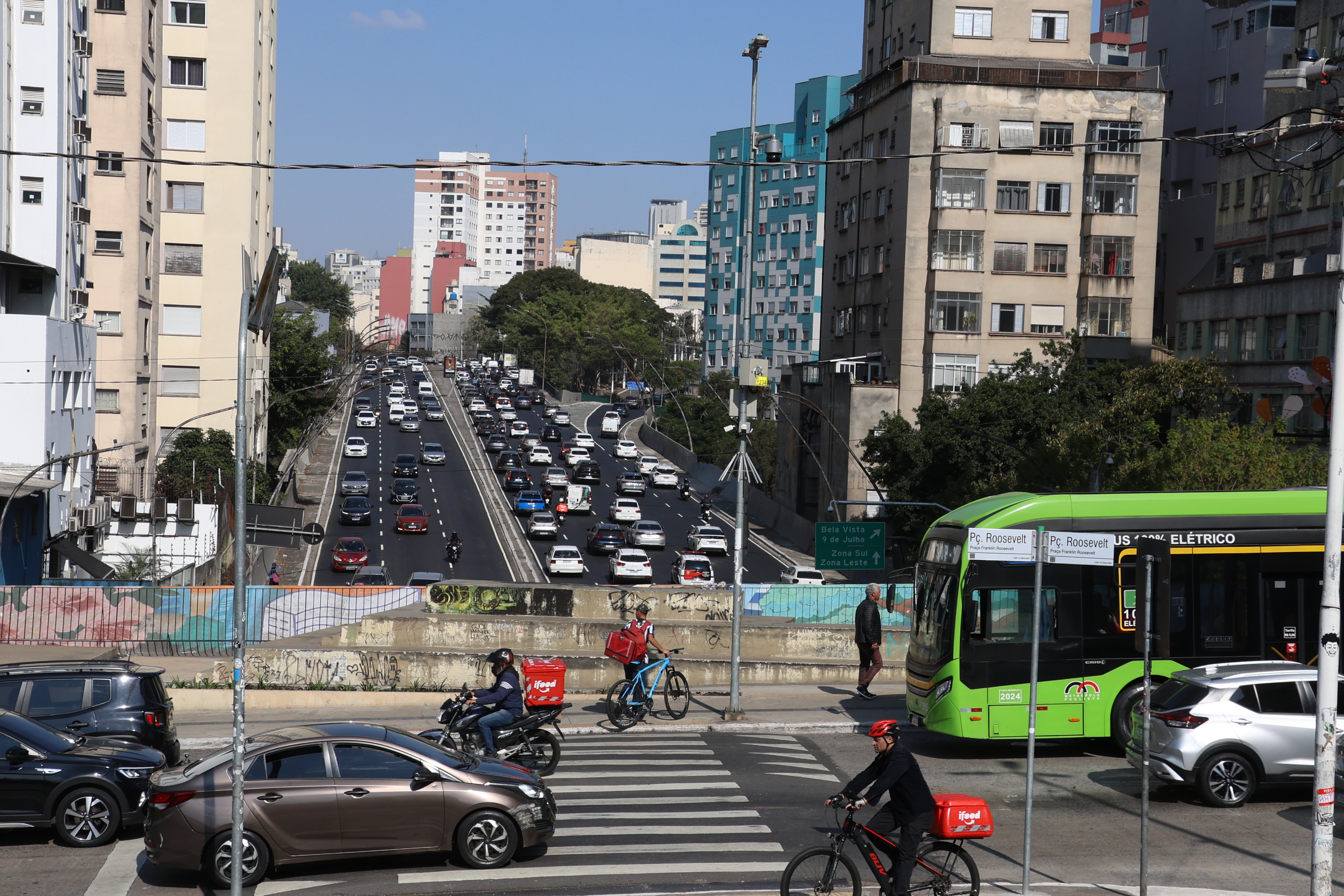São Paulo recebeu mais de 370 pedidos para rever tempo de semáforos em 2026 episode artwork