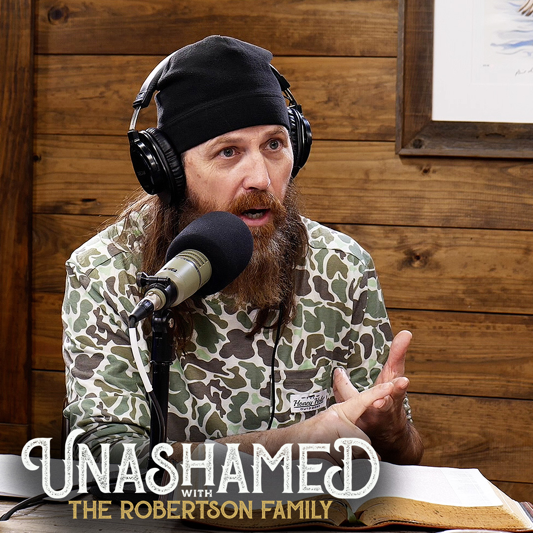 Ep 841 | Jase Wades into Spiky Issues Like Speaking in Tongues & How Do We Know Jesus Was Raised?