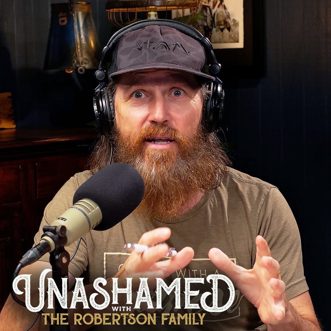 EP 1090 | Jase Cuts His Own Hair & Missy’s Reaction Is Totally on Point