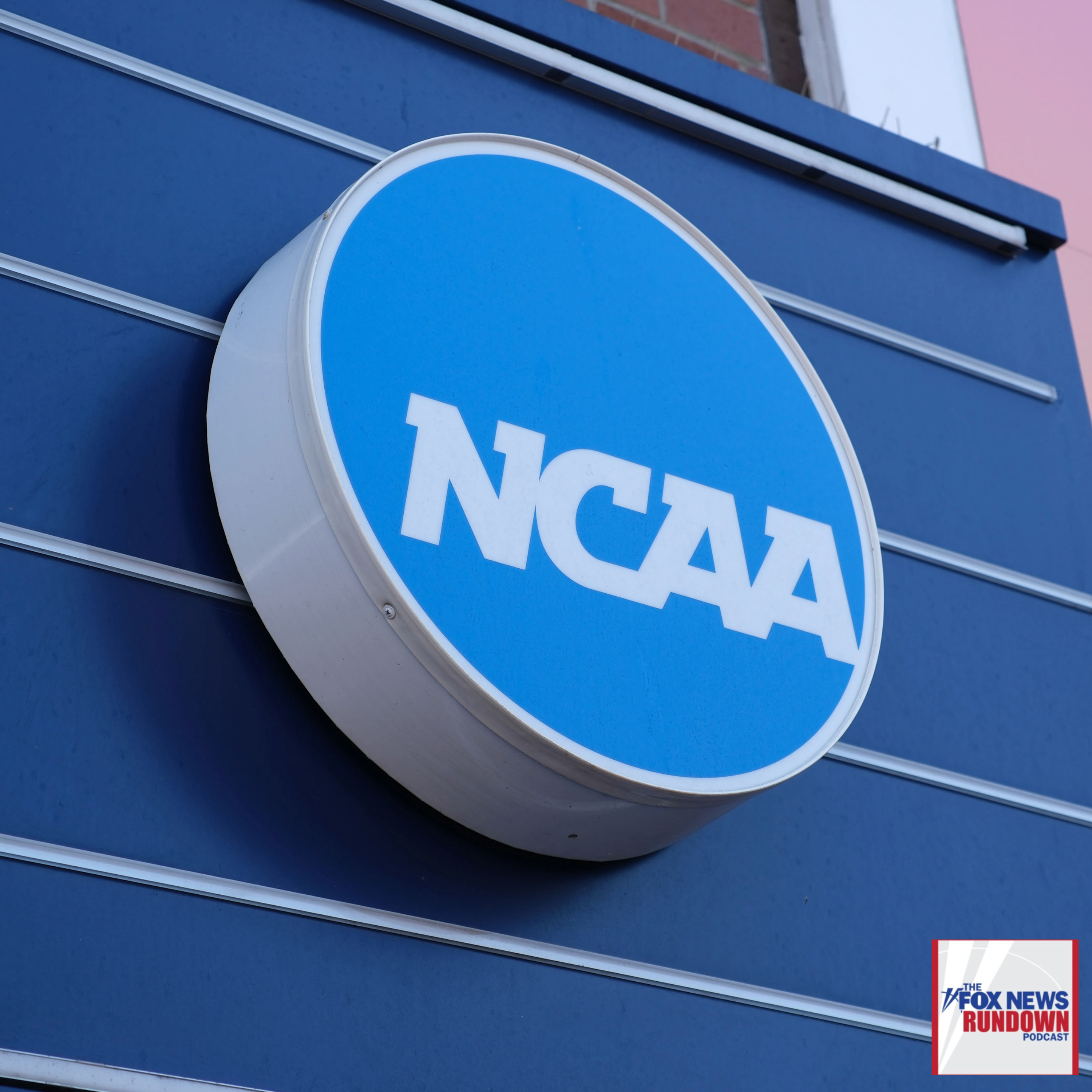 The Fox News Rundown - Why Coaching Legend John Calipari Warns College Sports Is Broken
