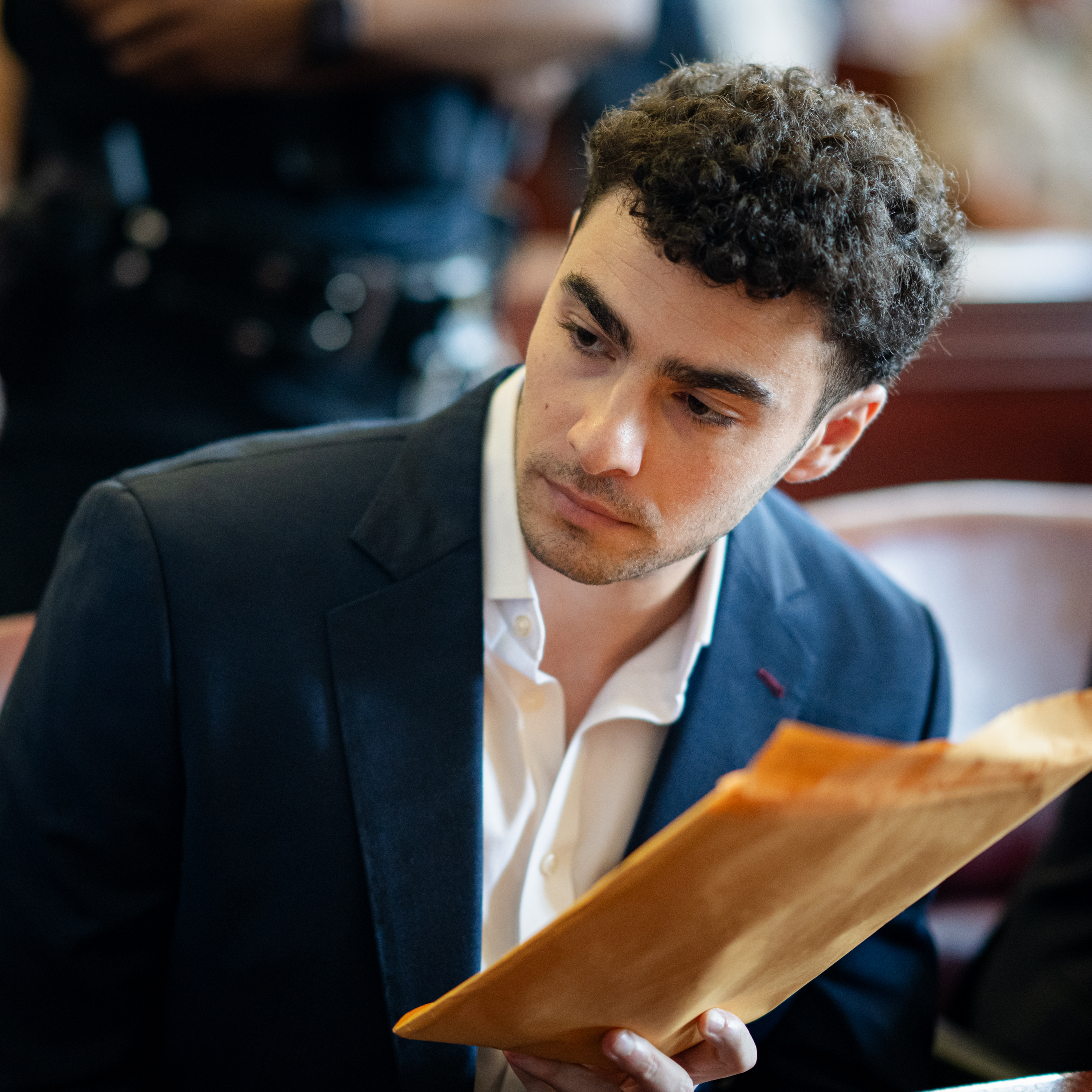 Luigi Mangione Expected to Plead Guilty: Sources