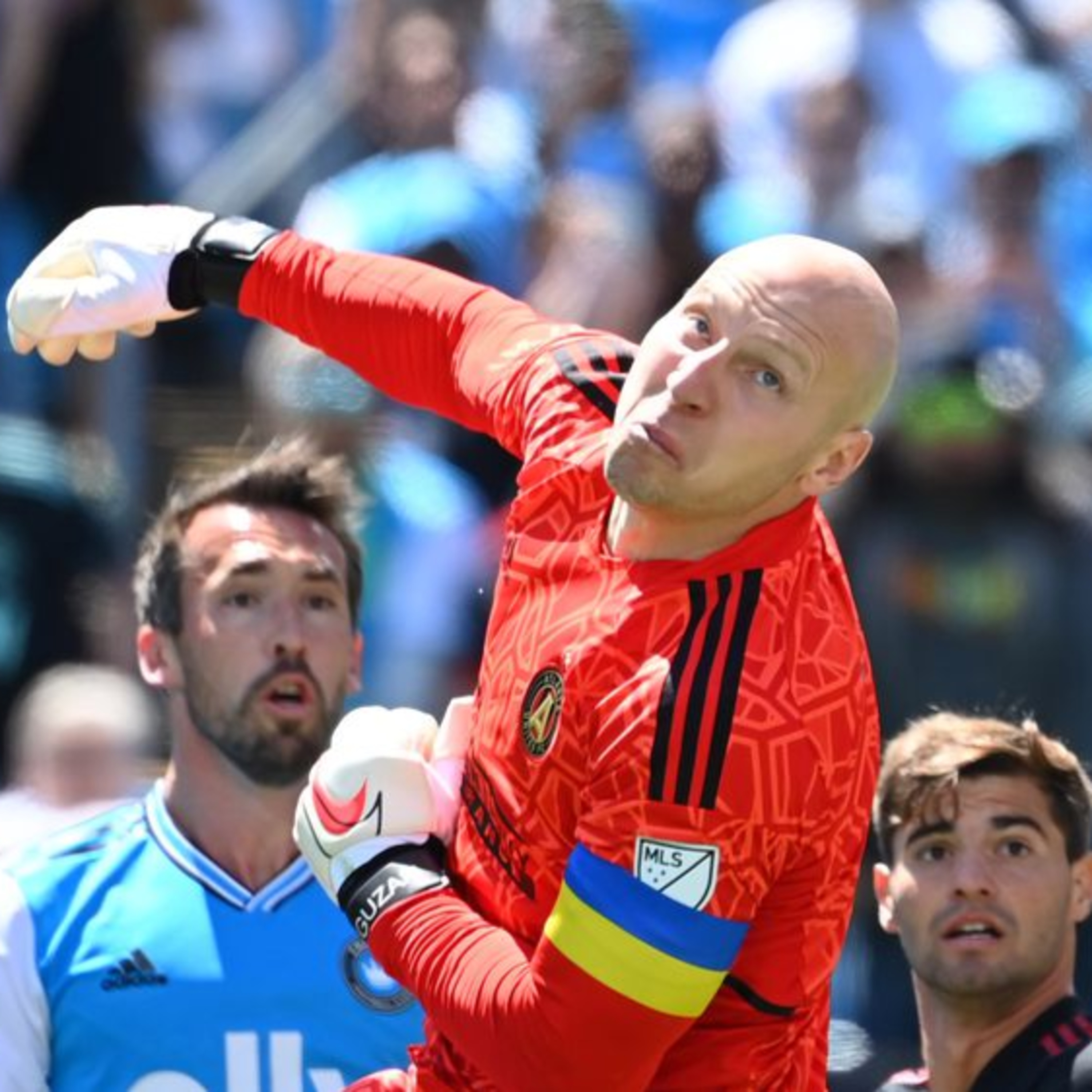 ATLANTA UNITED UNDONE BY AN OLIMPICO, WHAT SHOULD ATL UTD DO WITH BRAD GUZAN & FC CINCY MATCH PREVIEW | FIVE STRIPE WEEKLY #222 episode artwork