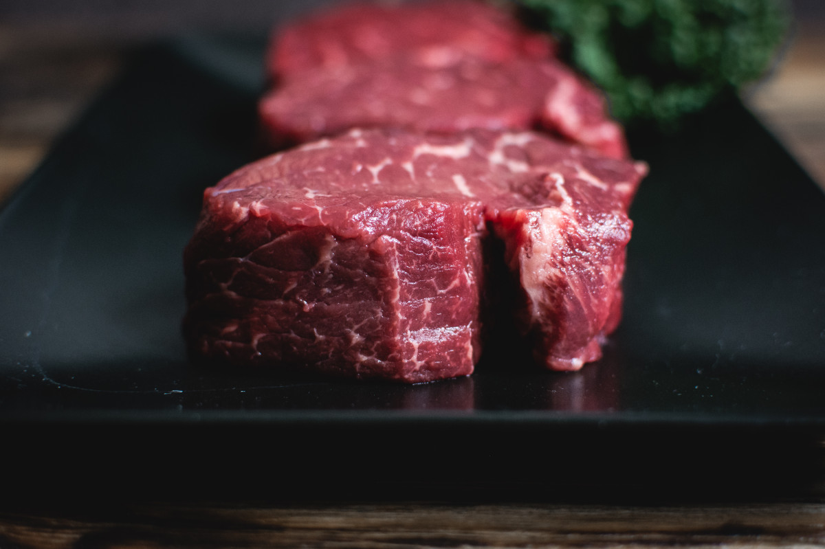 O que muda no veto à carne brasileira a partir de setembro feito pela UE? episode artwork