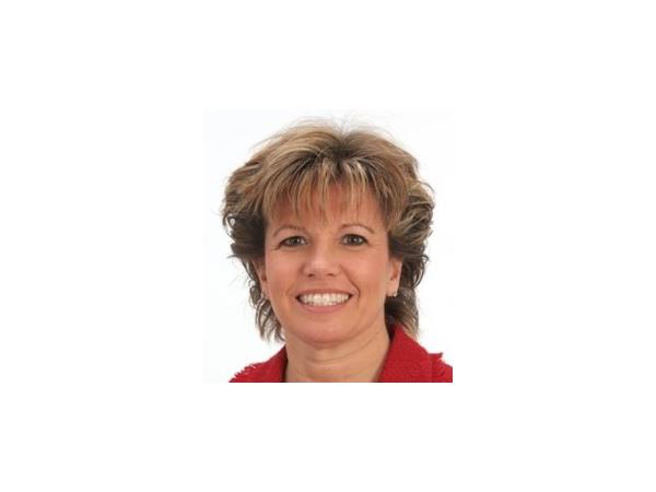 Busting the Myths About Thinking Bigger - with Denise Mills of LeaderFuelNow episode artwork