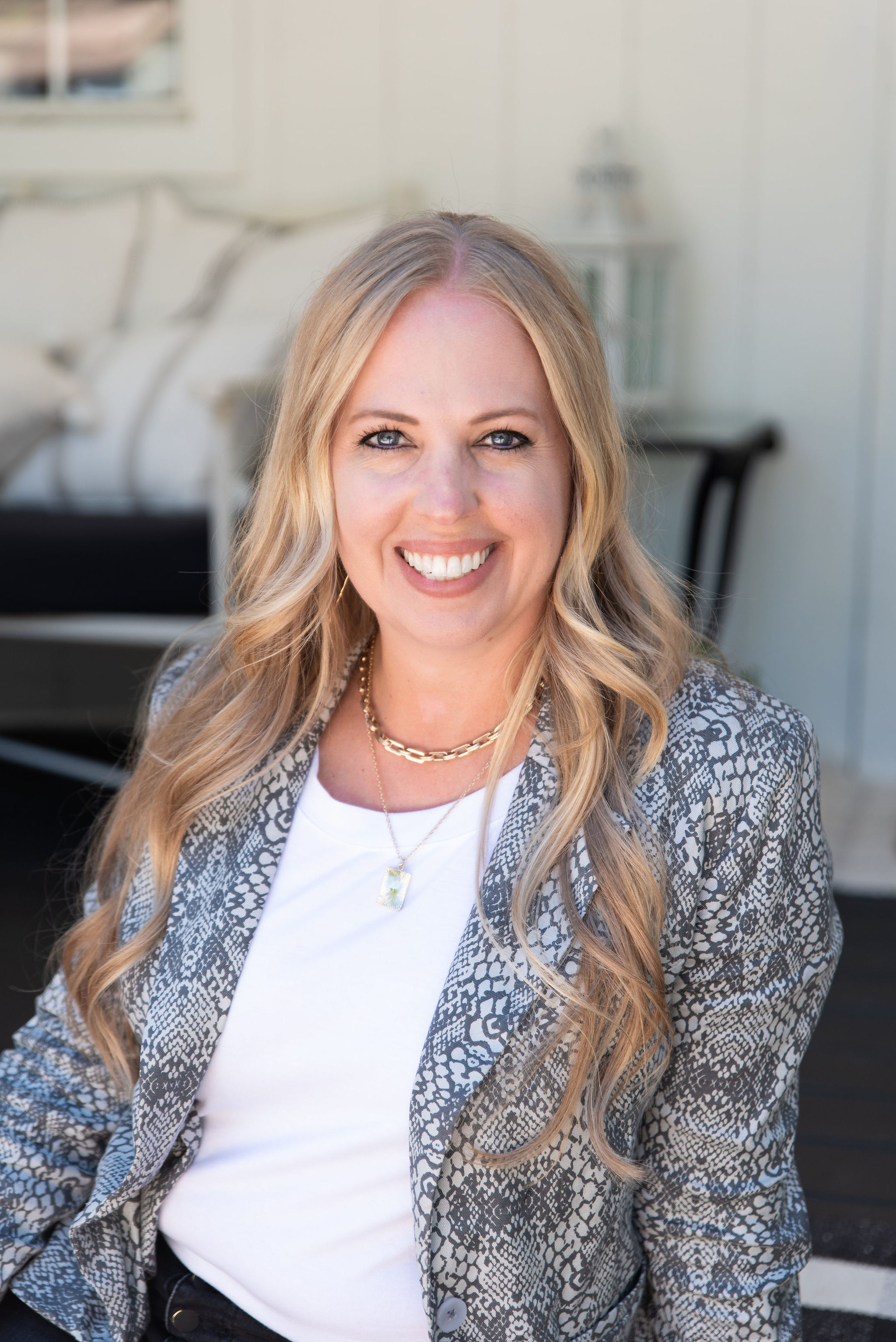 1139: Rebecca Ward: Money, Mindset, Pricing, and Starting Your Interior Design Firm