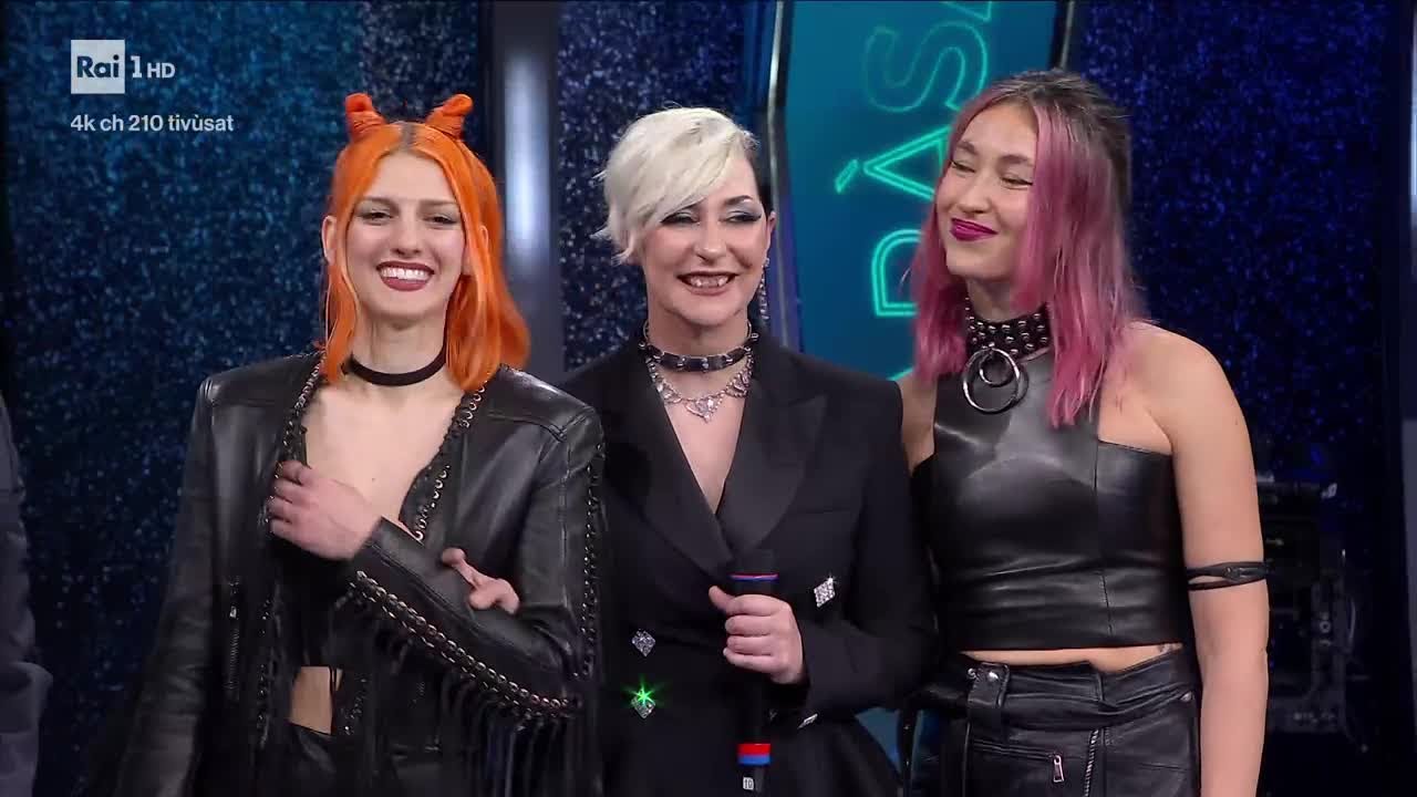 BAMBOLE DI PEZZA - RESTA CON ME (SANREMO 2026)