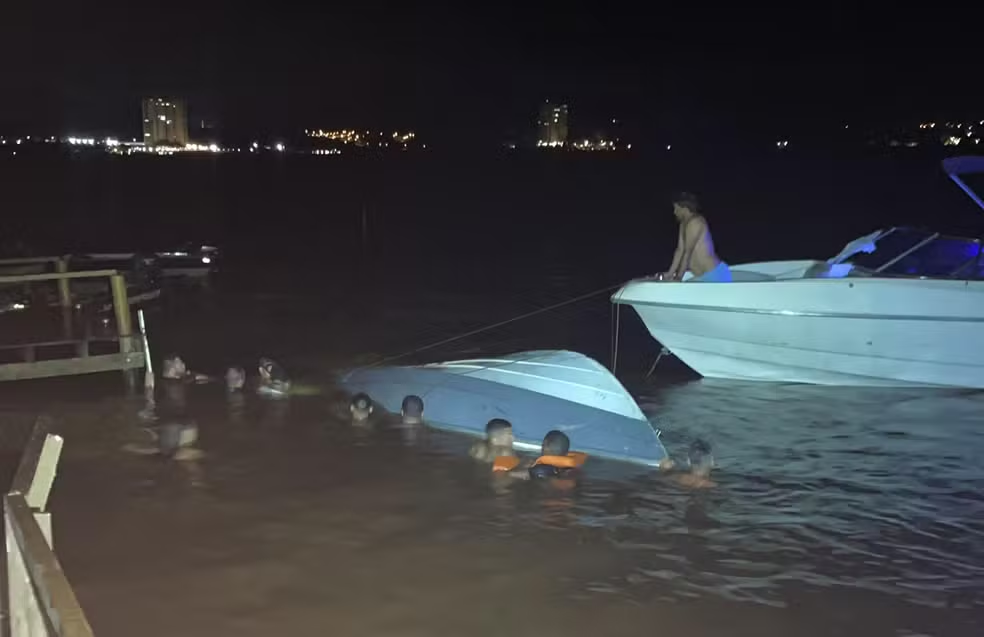 Piloto da lancha envolvida em acidente no Rio Grande tinha habilitação