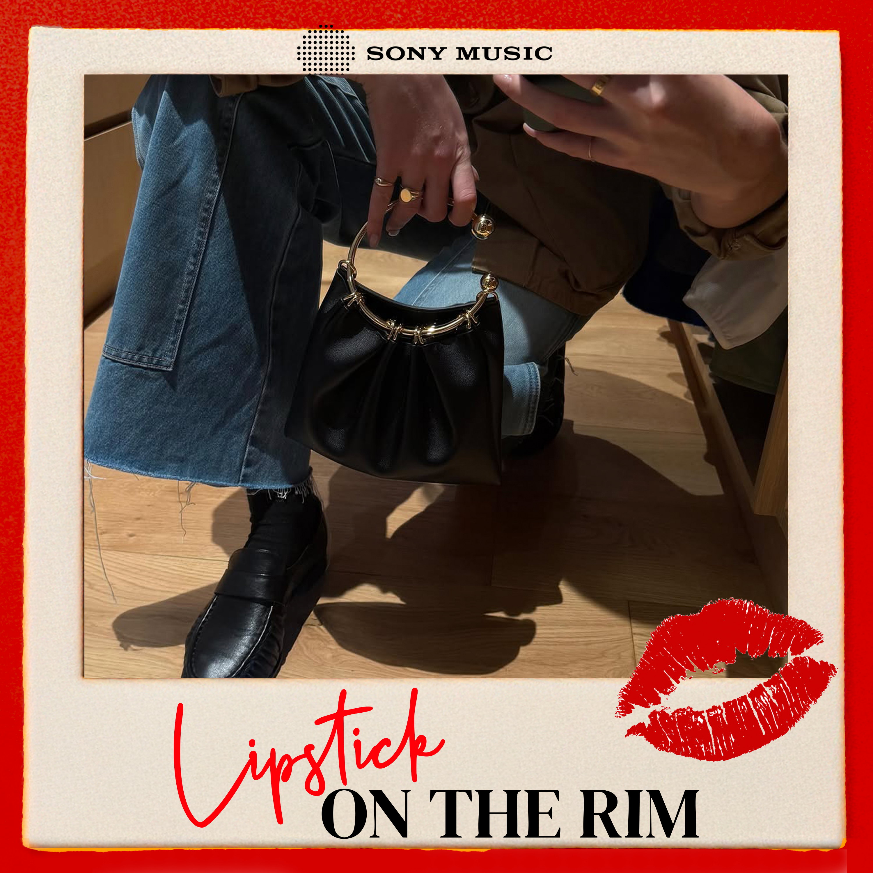 How to Dress Like a Cool Mom: The Jeans, Sweaters & Capsule Staples Every Woman Needs