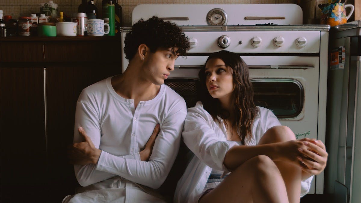 SEMPLICEMENTE - MIDA X SARAH TOSCANO X NETFLIX (RIV4LI) SEMPLICEMENTE - MIDA X SARAH TOSCANO X NETFLIX (RIV4LI)