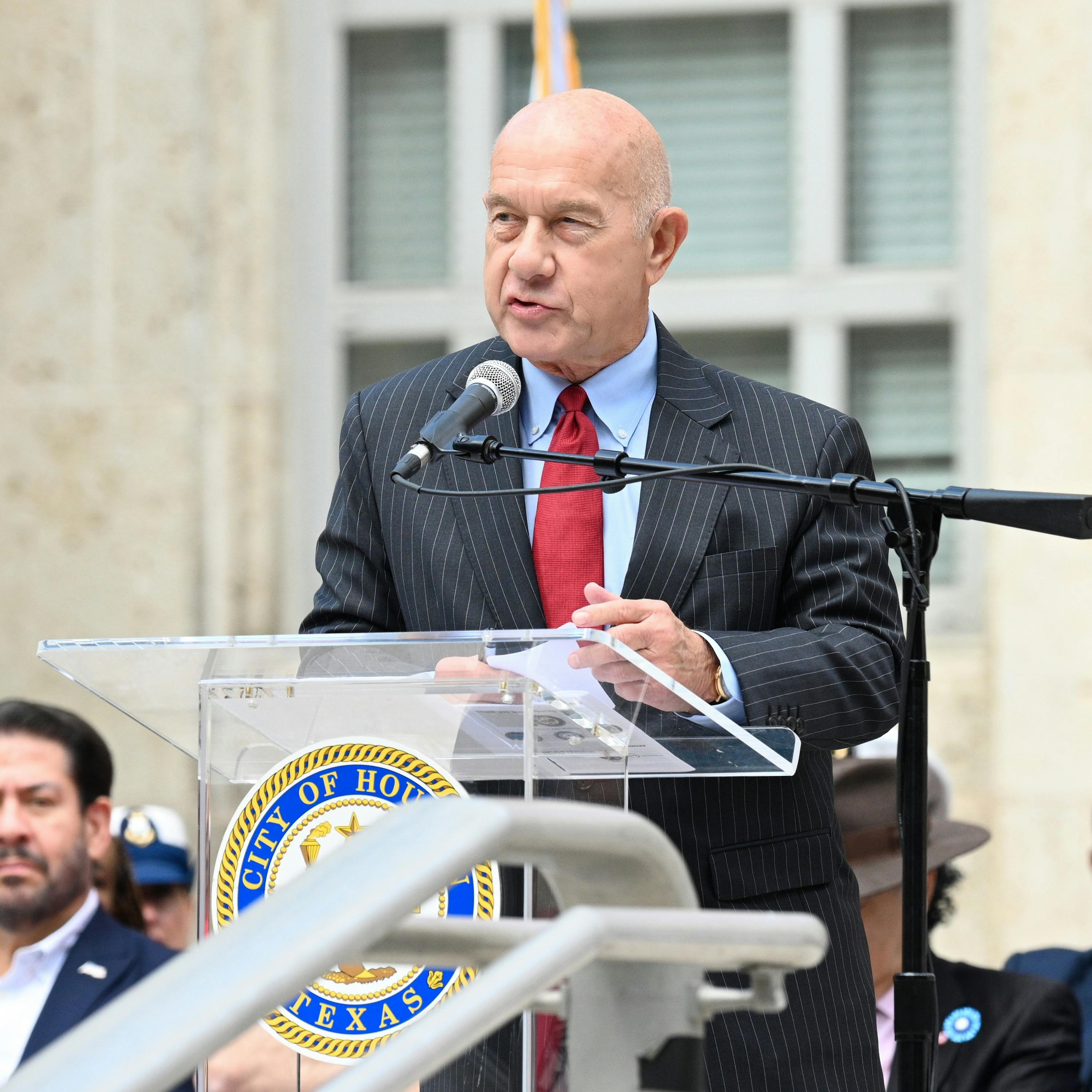 Halloween Decoration Sparks Free Speech Debate, METRORail Controversy, and Dog Park Gentrification Halloween Decoration Sparks Free Speech Debate, METRORail Controversy, and Dog Park Gentrification