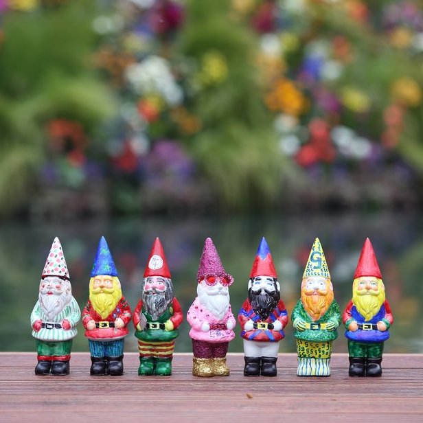 Chelsea’s gnome battle, marvellous mulleins and free plants with hidden costs