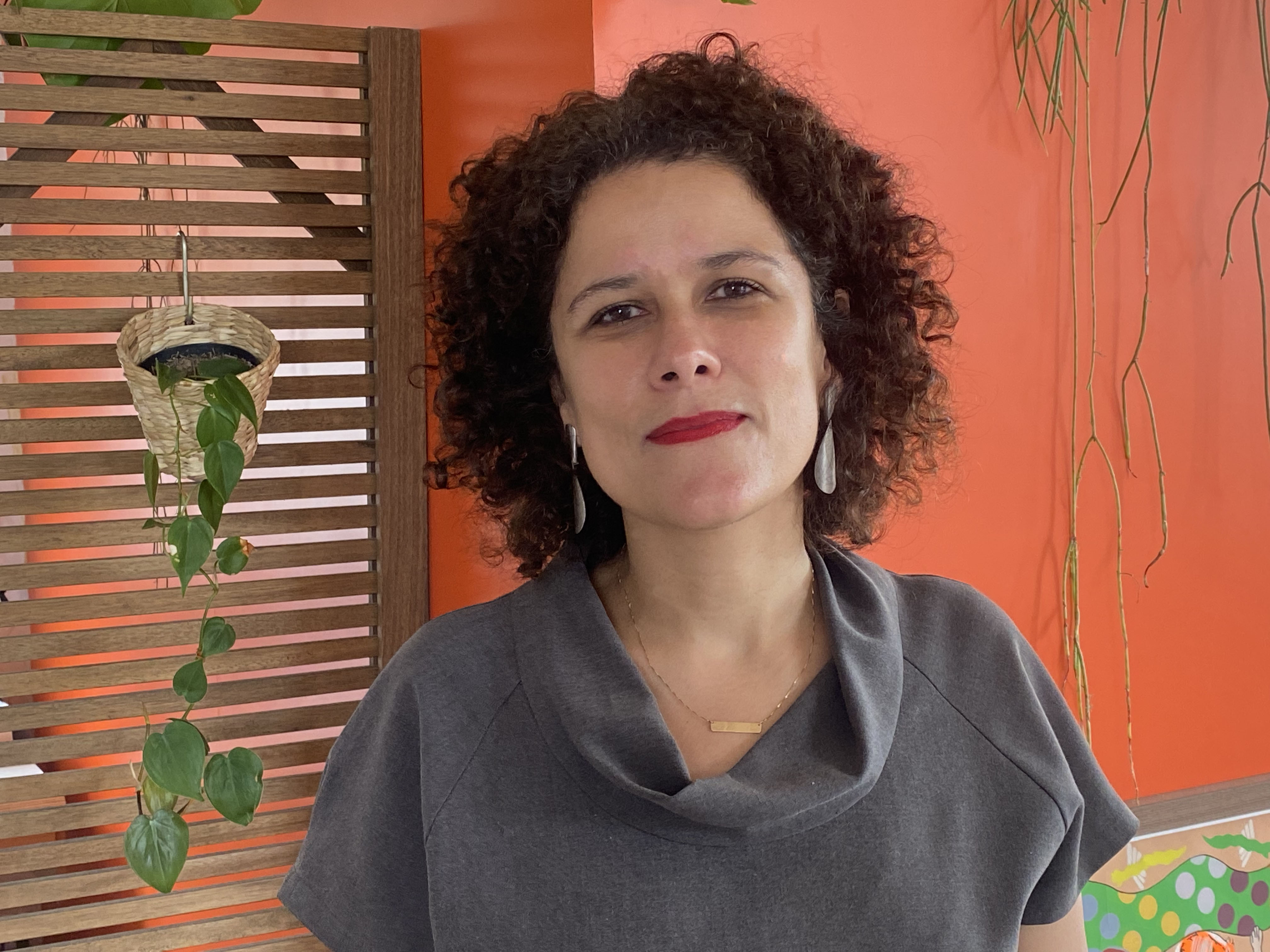Curadora da Flip vê 'Brasil em alta' e revela bastidores dos convites: 'recebi poucos nãos'
