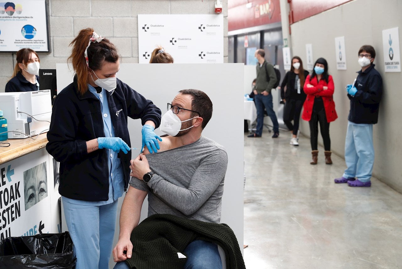 El Orden Mundial: El auge del turismo de vacunación