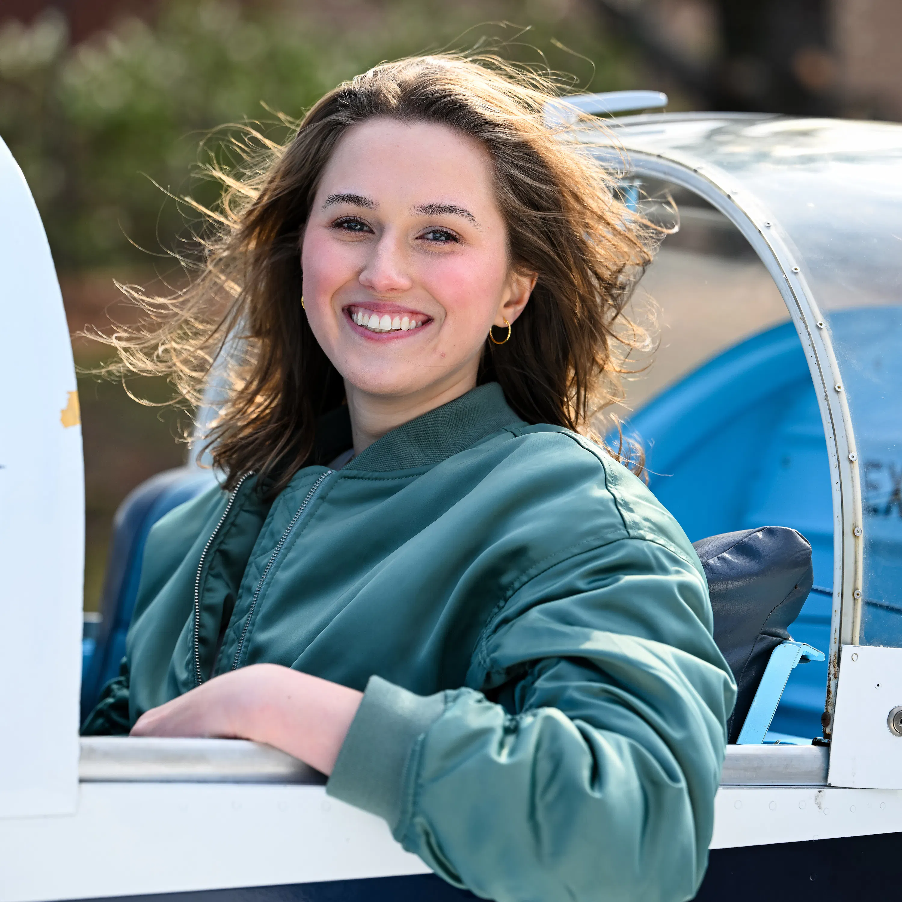 Episode 255: Aerobatic glider and fixed-wing pilot Mia Anderson episode artwork