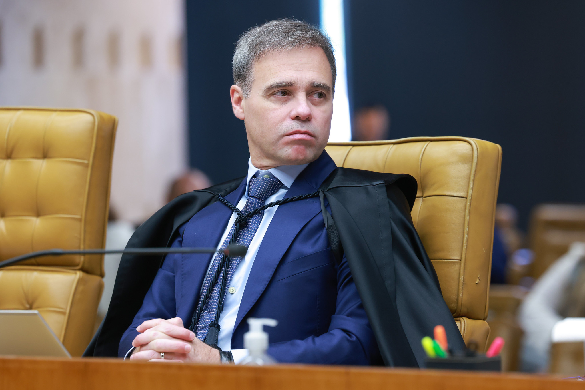 Mendonça pede a Fachin arquivamento de representação de Moraes episode artwork