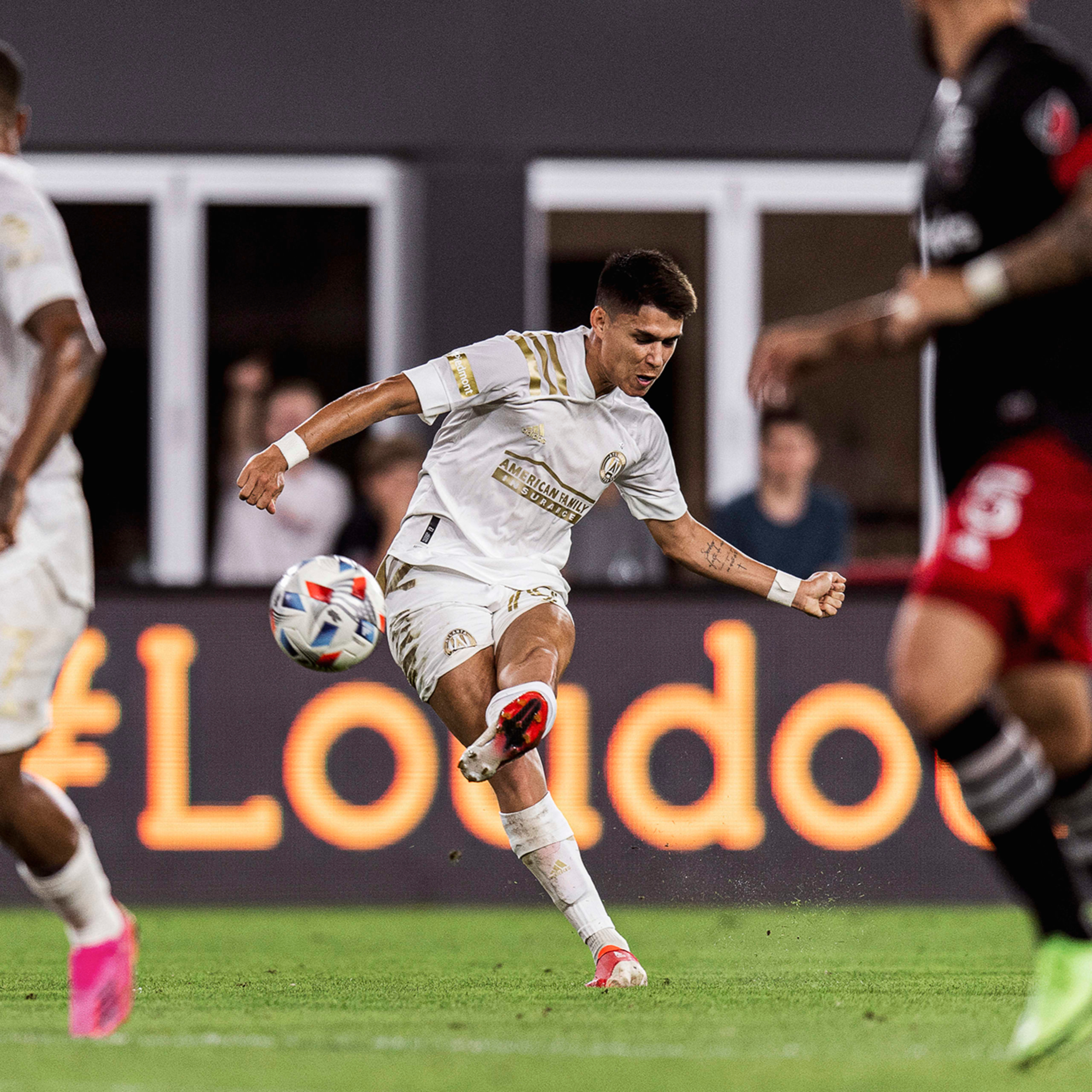 BIG ONE VS ORLANDO CITY: WHO STARTS UP TOP INSTEAD OF JOSEF MARTINEZ? | FIVE STRIPE WEEKLY #196 episode artwork