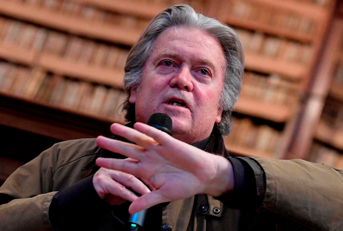 El orden mundial: ¿Es normal que Trump indulte a Steve Bannon?