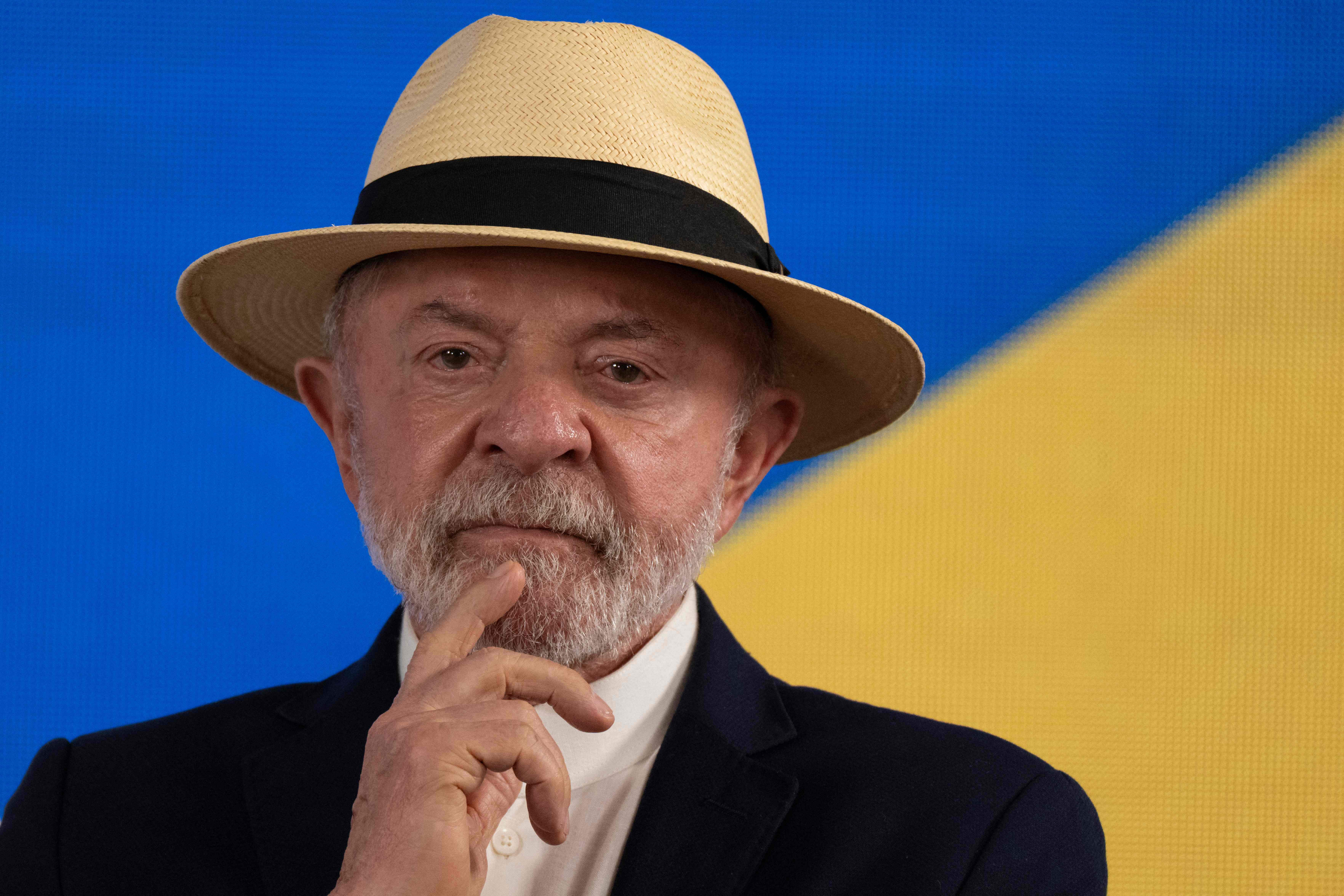 Lula anuncia que vai entregar nesta terça (20) autorização para quebra do próprio sigilo bancário ao TSE episode artwork