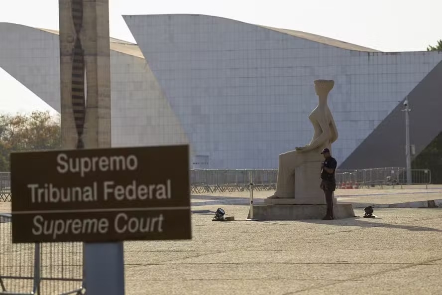 Vazamento de reunião do caso Master causa indignação entre ministros do STF