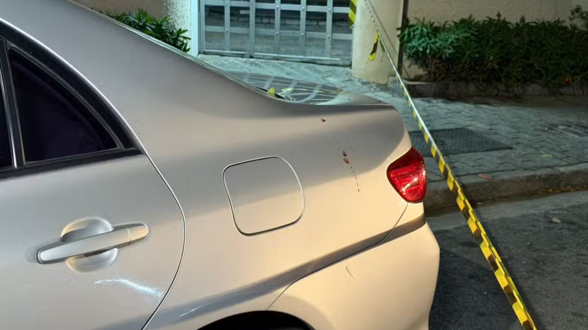 Motorista é baleado durante tentativa de roubo dentro do carro na Vila Madalena, em SP episode artwork