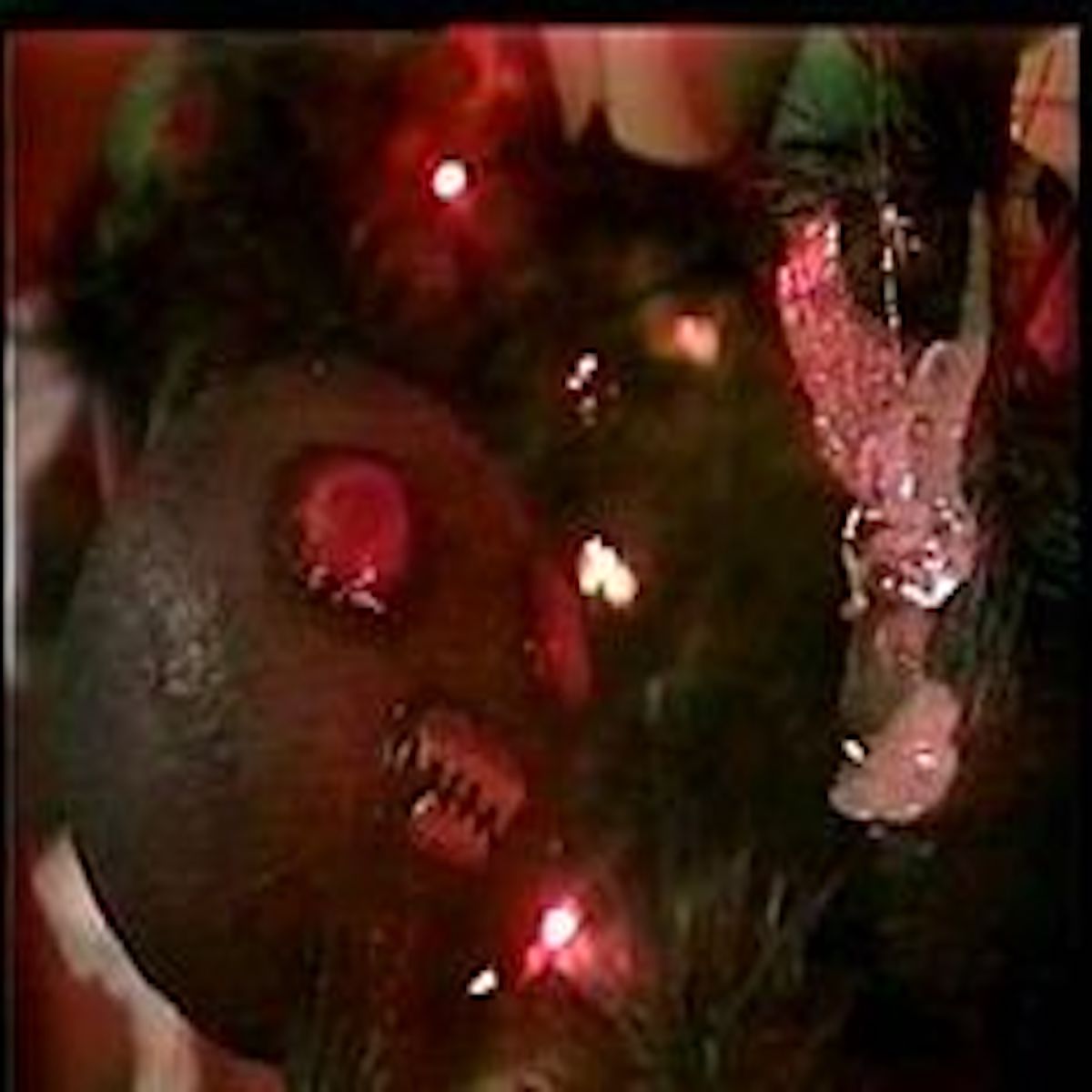 Feeders 2: Slay Bells (1998)