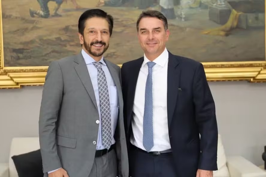 Nunes confirma que se unirá a prefeitos da Grande SP em apoio a Flávio Bolsonaro episode artwork