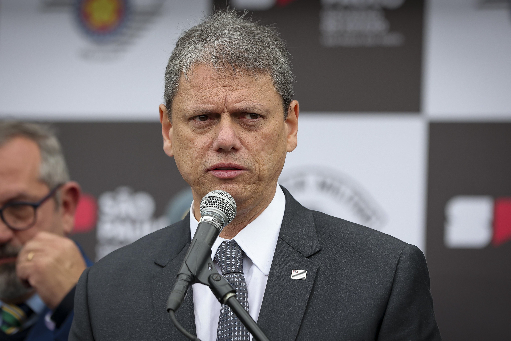 Tarcísio recebe coronéis de todo o estado para discutir cenário da PM