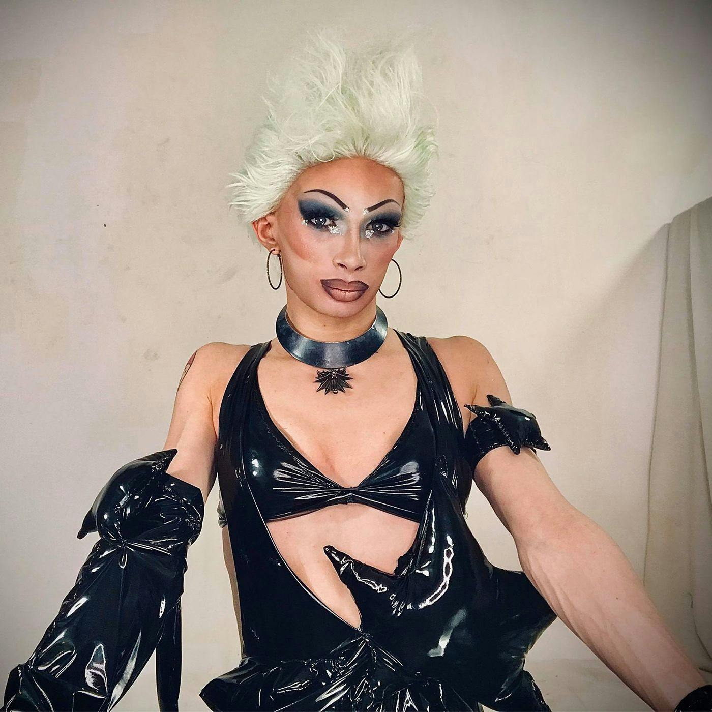 Drag queen Elta Avelon on exploring their queer identity in Burnley and acceptance in the kink community Drag queen Elta Avelon on exploring their queer identity in Burnley and acceptance in the kink community