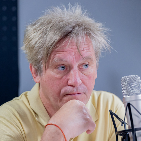 A boldogság egy termék, amit a magazinok hirdetnek