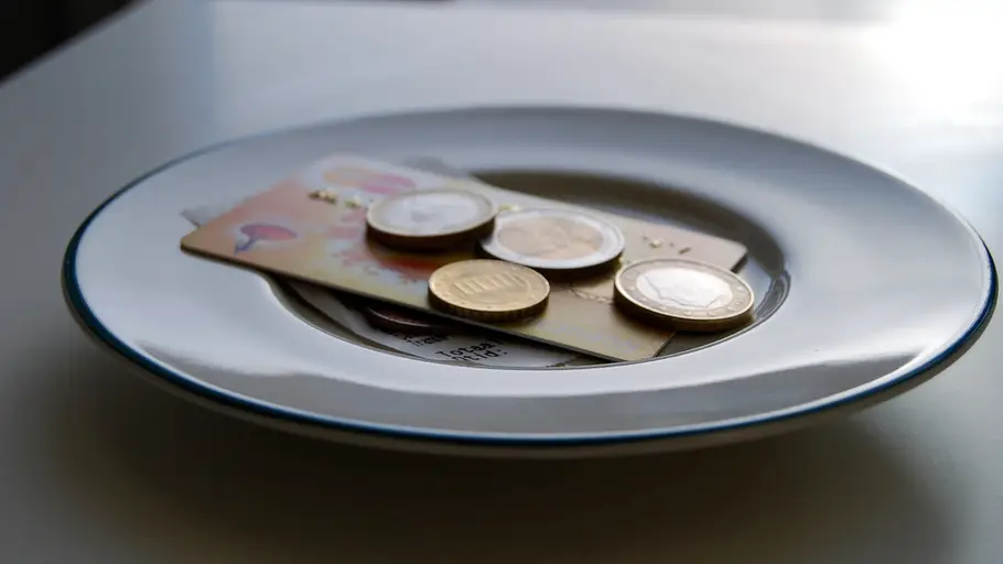 Una vuelta al mundo de las propinas